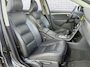 Volvo V70 2.5T Summum | Trekhaak | Stoelverwarming | Cruise Control | Climate Control | Roof Rails | Navigatie | 6CD Wisselaar | Leder | Bluetooth | Parkeersensoren |