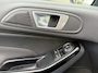 Ford Fiesta 1.0i EcoBoost Titanium 5-Deurs 101 PK. Distributieriem en waterpomp vervangen bij 140.000 KM !!! Zeer leuke auto van de tweede eigenaar !!