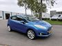 Ford Fiesta 1.0i EcoBoost Titanium 5-Deurs 101 PK. Distributieriem en waterpomp vervangen bij 140.000 KM !!! Zeer leuke auto van de tweede eigenaar !!