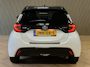Toyota Yaris 1.5 Hybrid Sport AUT. CAMERA NAVIGATIE KEYLESS-GO LANE-ASSIST STOELVERWARMING AIRCO CRUISE