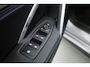 BMW iX1 eDrive20 67 kWh | Rijklaar! |SOH 100% | Rijklaar! | HUD | Memory | Pano | Trekhaak | Matrix | Adapt. Cruise | Keyless