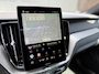 Volvo XC60 2.0 T8 Plug-in hybrid AWD Ultra Dark | Panoramadak | Trekhaak | Facelift model