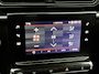 Citroën C3 Shine 82pk | Lage kilometerstand | Navigatie via Apple Carplay / Android Auto | Achteruitrijcamera | Climate Control | Cruise Control | Parkeersensoren | Bluetooth | Elektrisch inklapbare spiegels | Afwijkende dakkleur | Multifunctioneel lederen stuurwiel | Automatisch dimlicht | Regensensor | Donker getint glas | 17" lichtmetalen velgen |