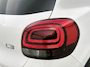 Citroën C3 Shine 82pk | Lage kilometerstand | Navigatie via Apple Carplay / Android Auto | Achteruitrijcamera | Climate Control | Cruise Control | Parkeersensoren | Bluetooth | Elektrisch inklapbare spiegels | Afwijkende dakkleur | Multifunctioneel lederen stuurwiel | Automatisch dimlicht | Regensensor | Donker getint glas | 17" lichtmetalen velgen |