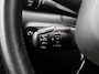 Citroën C3 Shine 82pk | Lage kilometerstand | Navigatie via Apple Carplay / Android Auto | Achteruitrijcamera | Climate Control | Cruise Control | Parkeersensoren | Bluetooth | Elektrisch inklapbare spiegels | Afwijkende dakkleur | Multifunctioneel lederen stuurwiel | Automatisch dimlicht | Regensensor | Donker getint glas | 17" lichtmetalen velgen |