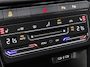 Volkswagen T-Roc 1.5TSI/150PK R-Line Black Style · Panoramadak · Apple/Android Car Play · Camera + Parkeersensoren · Stoelverwarming · Garantie t/m 07-08-2027