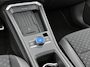 Volkswagen T-Roc 1.5eTsi/150PK R-Line · Trekhaak · Camera · Navigatie · Apple/Android Car Play · Keyless · Stoelverwarming · Garantie t/m 23-03-2028