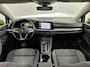 Volkswagen Golf 1.5 eTSI Style 1St Edition PANO CAMERA MATRIX CARPLAY ADAPTIEF CRUISE NAVI.