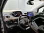 Peugeot Rifter GT 130pk Automaat | Navigatie via Apple Carplay / Android Auto | Achteruitrijcamera | Climate Control | Cruise Control | Parkeersensoren v+a | Dodehoeksensor | Keyless | Elektrisch inklapbare spiegels | Bluetooth | DAB+ radio | Multifunctioneel lederen stuurwiel | Donker getint glas | Trekhaak | 2x Schuifdeur | 17" lichtmetalen velgen |