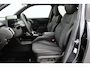 Toyota Urban Cruiser Executive 61 kWh | Panoramadak | Dodehoek detectie | Warmtepomp | JBL | 360 camera | Apple Carplay / Android Auto | Stoel-/stuurverwarming | Keyless | Adaptive Cruise | Clima | Full LED | 19 inch