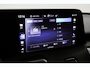 Toyota Urban Cruiser Executive 61 kWh | Panoramadak | Dodehoek detectie | Warmtepomp | JBL | 360 camera | Apple Carplay / Android Auto | Stoel-/stuurverwarming | Keyless | Adaptive Cruise | Clima | Full LED | 19 inch