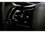 Toyota Urban Cruiser Executive 61 kWh | Panoramadak | Dodehoek detectie | Warmtepomp | JBL | 360 camera | Apple Carplay / Android Auto | Stoel-/stuurverwarming | Keyless | Adaptive Cruise | Clima | Full LED | 19 inch