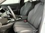 Peugeot e-2008 EV GT Avantage 54 kWh SOH 99% I 18 Inch I Navigatie | Camera voor & achter | CarPlay | Keyless |