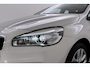 BMW 2-Serie Active Tourer 218i Luxury | Trekhaak | Panoramadak | Stoelverwarming | Cruise Control | PDC |