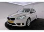 BMW 2-Serie Active Tourer 218i Luxury | Trekhaak | Panoramadak | Stoelverwarming | Cruise Control | PDC |