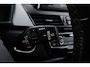 BMW 2-Serie Active Tourer 218i Luxury | Trekhaak | Panoramadak | Stoelverwarming | Cruise Control | PDC |