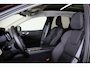 Volvo XC60 T6 Recharge AWD Ultra Dark - Luchtvering - Panorama/schuifdak - IntelliSafe Assist & Surround - 360º Camera - Harman/Kardon audio - Adaptieve LED koplampen - Verwarmde voorstoelen, stuur & achterbank - Parkeersensoren voor & achter - Elektr. bedienb. voorstoelen met geheugen - Head up display - Draadloze tel. lader - Extra getint glas - Inklapbare trekhaak - 20' LMV