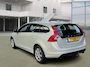 Volvo V60 1.6 T3 Kinetic PSENSOR NAVI CRUISE TREKHAAK 2 X SLEUTELS