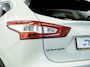 Nissan Qashqai 1.2 N-Connecta | Airco | Climate Control | Cruise Control | Navigatie | Bluetooth | 360 Camera | Panorama Dak |