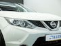 Nissan Qashqai 1.2 N-Connecta | Airco | Climate Control | Cruise Control | Navigatie | Bluetooth | 360 Camera | Panorama Dak |