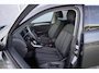 Volkswagen T-Roc 1.0 TSI 115pk Life Edition | Achteruitrijcamera | Apple Carplay & Android Auto | Climatronic