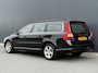 Volvo V70 2.0T Kinetic Automaat - Navi - Trekhaak - Performance Audio