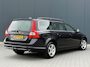Volvo V70 2.0T Kinetic Automaat - Navi - Trekhaak - Performance Audio