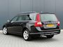 Volvo V70 2.0T Kinetic Automaat - Navi - Trekhaak - Performance Audio