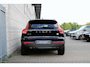 Volvo XC40 Recharge Pro | Apple Carplay & Android Auto | Centrale deurvergrendeling met afstandsbediening | Cruise control adaptief met Stop&Go en stuurhulp | Draadloze telefoonlader | Elektrisch glazen panorama-dak | elektrisch verstelb. bestuurdersstoel met geheugen | Stoel- en stuurverwarming