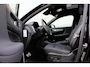 Volvo XC40 Recharge Pro | Apple Carplay & Android Auto | Centrale deurvergrendeling met afstandsbediening | Cruise control adaptief met Stop&Go en stuurhulp | Draadloze telefoonlader | Elektrisch glazen panorama-dak | elektrisch verstelb. bestuurdersstoel met geheugen | Stoel- en stuurverwarming