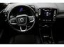 Volvo XC40 Recharge Pro | Apple Carplay & Android Auto | Centrale deurvergrendeling met afstandsbediening | Cruise control adaptief met Stop&Go en stuurhulp | Draadloze telefoonlader | Elektrisch glazen panorama-dak | elektrisch verstelb. bestuurdersstoel met geheugen | Stoel- en stuurverwarming