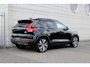 Volvo XC40 Recharge Pro | Apple Carplay & Android Auto | Centrale deurvergrendeling met afstandsbediening | Cruise control adaptief met Stop&Go en stuurhulp | Draadloze telefoonlader | Elektrisch glazen panorama-dak | elektrisch verstelb. bestuurdersstoel met geheugen | Stoel- en stuurverwarming
