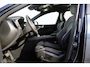 Volvo XC60 Plus Black Edition Recharge Plug-In Hybrid AWD | Luchtvering | 360 | HUD | H&K | Panodak |
