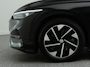 Volkswagen ID.7 Tourer Pro Business 77 kWh 286 pk | LED Matrix | SOH 97% | Warmtepomp | Trekhaak | 360 Area view | Elektrische achterklep | Stoel- & Stuurverwarming |