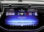 Mercedes-Benz E-klasse 300e Sport Edition | Premium Plus pakket | Panoramaschuifdak | Superscreen | Nightpakket | Rijassistentiepakket Plus | Stoelventilatie | Head-up display | Burmester