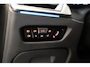 BMW 3-Serie Touring 320e M Sport Shadow [ SoH 88,5% | Stoelverwarming Live-cockpit prof. Trekhaak ]