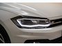 Volkswagen Polo 1.0 TSI R-Line Highline Aut. [ Adapt.cruise Panoramadak Camera Stoelverwarming ]