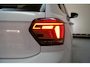 Volkswagen Polo 1.0 TSI R-Line Highline Aut. [ Adapt.cruise Panoramadak Camera Stoelverwarming ]
