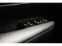 Volvo XC40 T4 Recharge R-Design [ Panorama H/K Apple/Android Navi Trekhaak ]