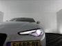 Alfa Romeo Giulia 2.0T Sprint (INCL-BTW)  Aut. *LEATHER | XENON | MEMORY-PACK | HEATED-VELOCE-SPORTSEATS | CAMERA | NAVI-FULLMAP | DAB+ | SHIFTPADDLES | PRIVACY-GLASS | BLINDSPOT | KEYLESS | 19"ALU*