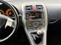 Toyota Auris 1.4-16V Sol