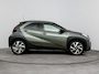 Toyota Aygo X 1.0 VVT-i MT Envy | 18'' LM-Velgen | JBL | Climate Control | Navi | Draadloze Telefoonlader |