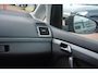Volkswagen Touran 1.6 TDI Comfortline BlueMotion | Automaat | Stoelverwarming | Trekhaak | Cruise-control | Airco |
