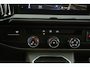 Volkswagen Transporter 2.0 TDI BULLI 150PK L2H1 | Automaat | Dubbele Cabine | Airco | Cruise | Virtual | Camera | Carplay | Trekhaak