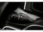Volvo XC90 2.0 T8 Recharge AWD R-Design | Luchtvering | Bowers&Wilkins | Stoelmassage | verkoeling | Panoramadak | Zwenkbare trekhaak | Blis |