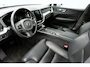 Volvo XC60 T4 Momentum Pro | Semi-Electrische Inklapbare Trekhaak | Dealeronderhouden | Comfortstoelen | Lederenbekleding | 4-seizoenenbanden | Cruise Control | Navigatie | Stoelverwarming | stuurwielverwarming | Navigatie | Cruise Control |