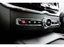 Volvo XC60 T4 Momentum Pro | Semi-Electrische Inklapbare Trekhaak | Dealeronderhouden | Comfortstoelen | Lederenbekleding | 4-seizoenenbanden | Cruise Control | Navigatie | Stoelverwarming | stuurwielverwarming | Navigatie | Cruise Control |