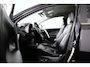 Toyota RAV4 2.0 Executive Business 4WD | Trekhaak | Leer | Parkeersensoren |
