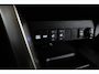 Toyota RAV4 2.0 Executive Business 4WD | Trekhaak | Leer | Parkeersensoren |