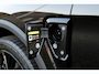 Lynk & Co 01 276PK More | 360 Graden Camera | Harman Kardon | Panoramadak | Elektrisch bedienbare voorstoel met geheugen | Keyless Entry | Getint glas | Adaptieve Cruise Control | Dodehoekassistent | Sfeerverlichting | Stuurwielverwarming | Stoelverwarming